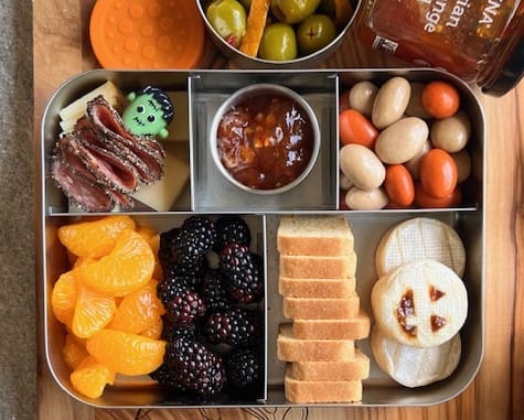 Festive and Fun Lunchbox Ideas for October with @lunchboxmafia