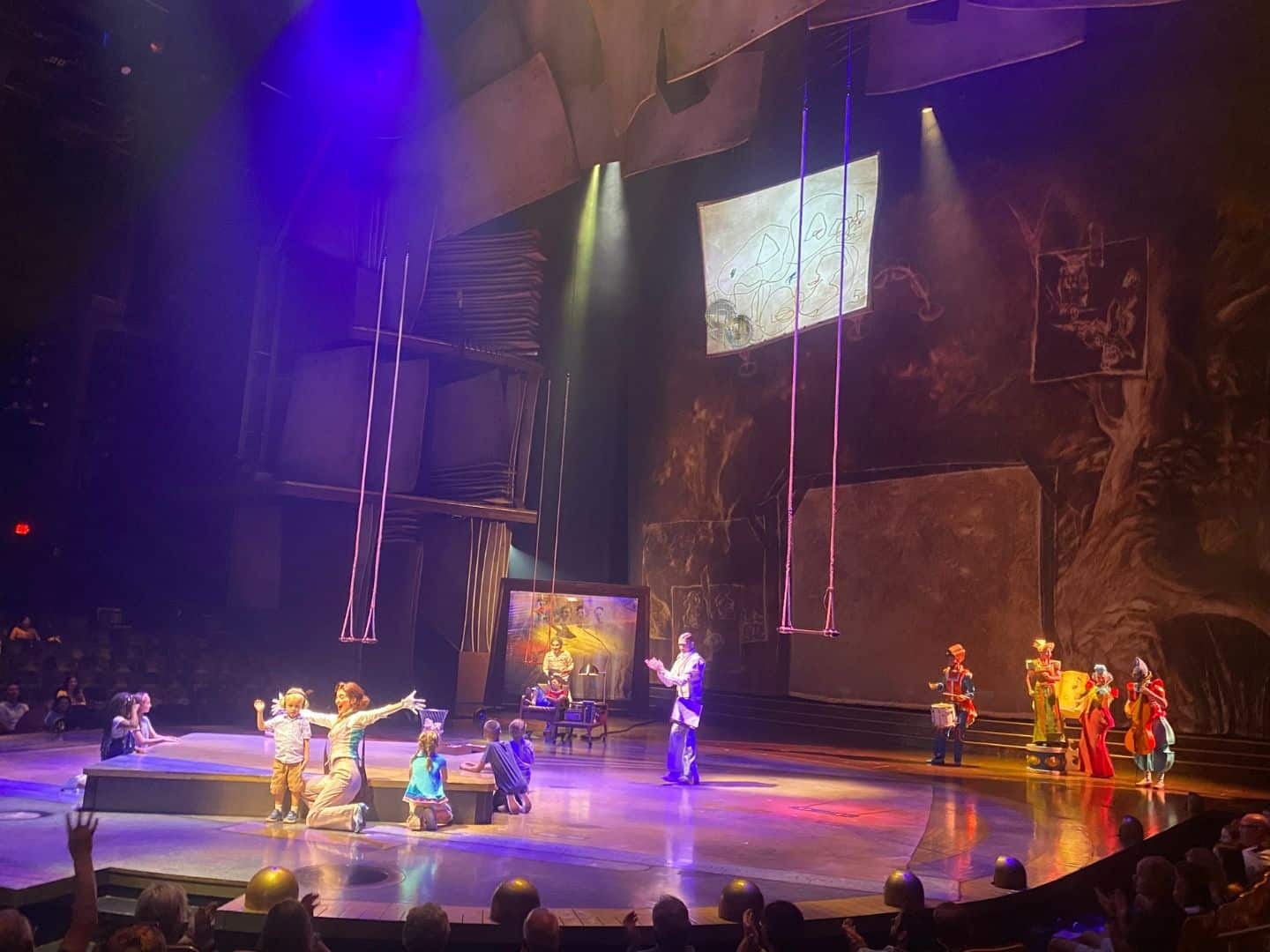 Cirque du Soleil Drawn to Life Preshow with Kids Participating on stage