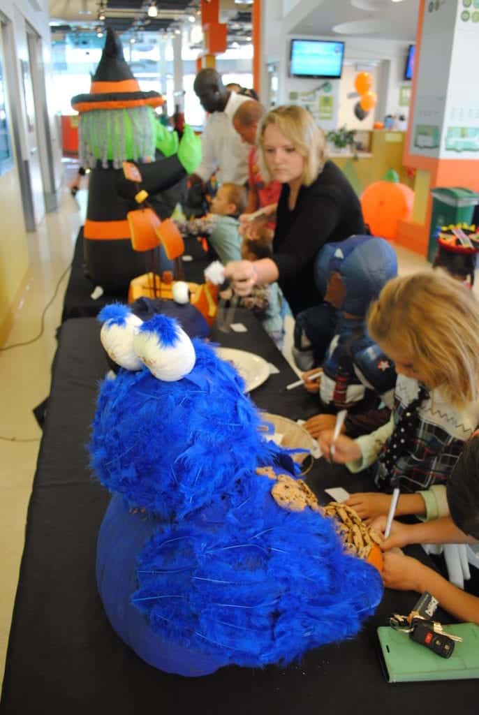 how to decorate a pumpkin