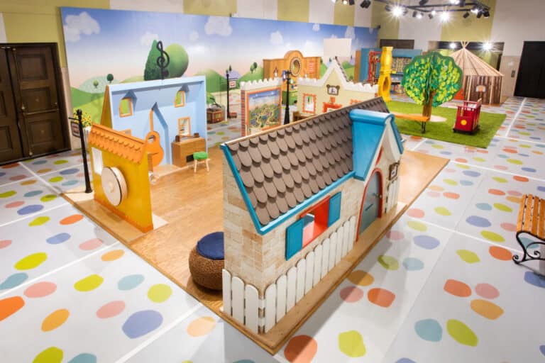 Daniel Tiger Exhibit at Glazer Children's Museum