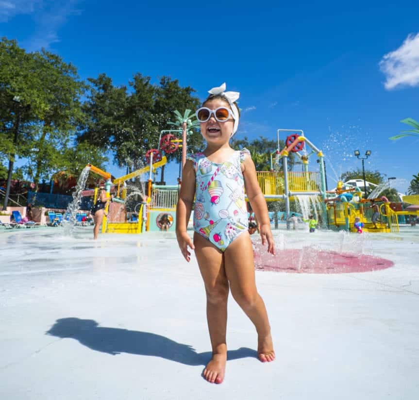 splash pads and water parks in Tampa Bay