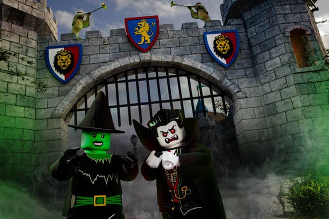 Brick or Treat MONSTER PARTY at LEGOLAND FL_Lord Vampyre and Witch