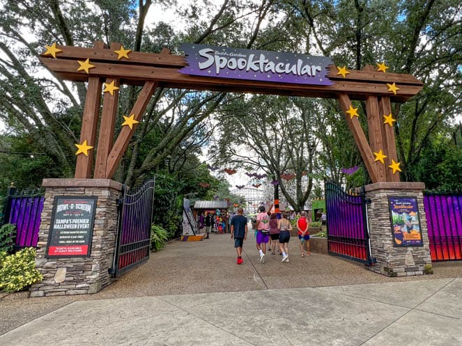 Busch Gardens Spooktacular Entrance area