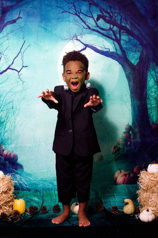 https://tampabayparenting.com/wp-content/uploads/2022/11/DIY-Frankenstein-Costume.jpg