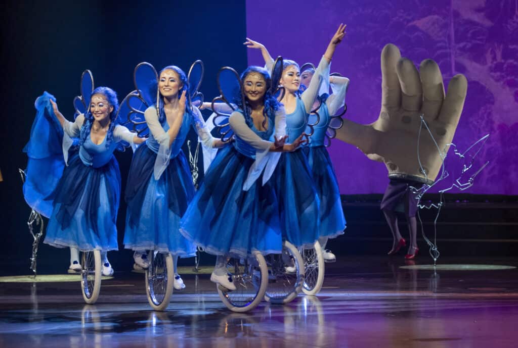 Cirque de Soleil Drawn to Life
