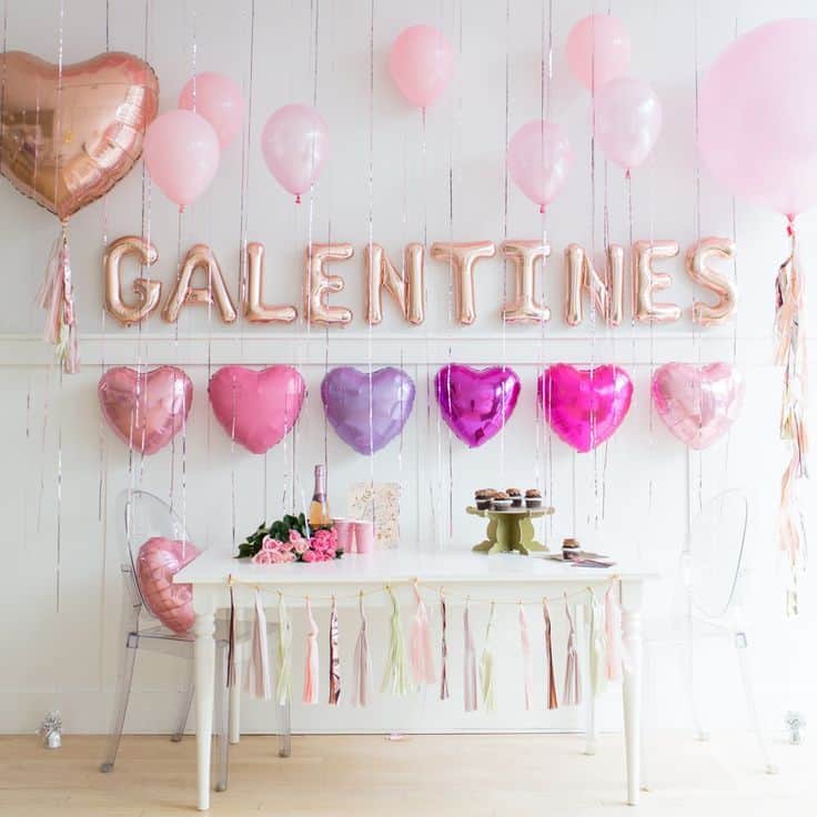 Fun Ways to Celebrate Galentine’s Day in Tampa!