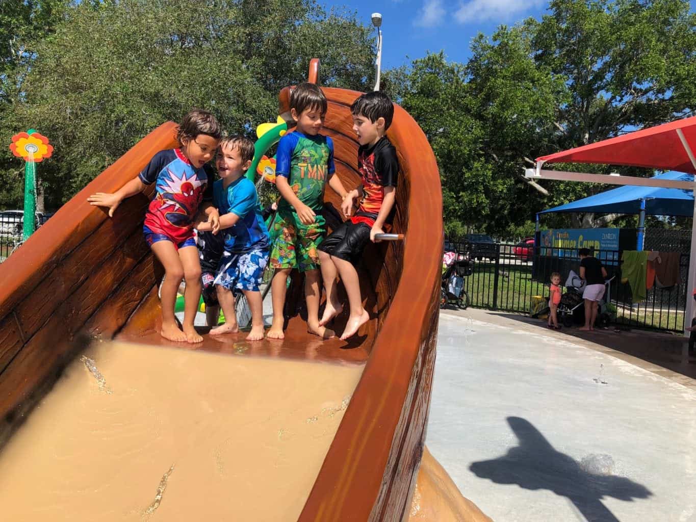 best-parks-and-playgrounds-in-Tampa-Bay-highlander-park
