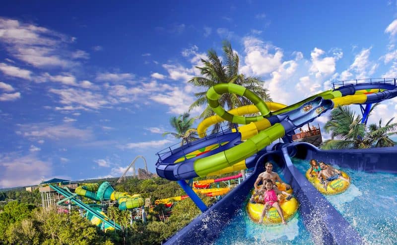 Here's everything you need for the best waterpark vacation