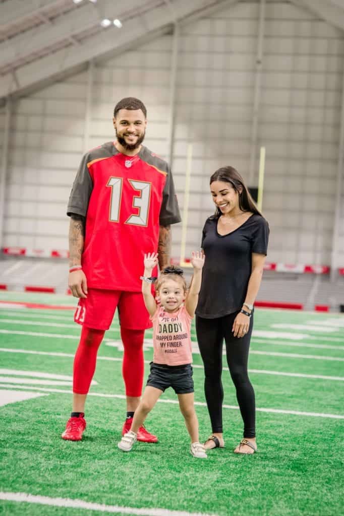 Mike Evans and family Tampa Bay Buccaneers