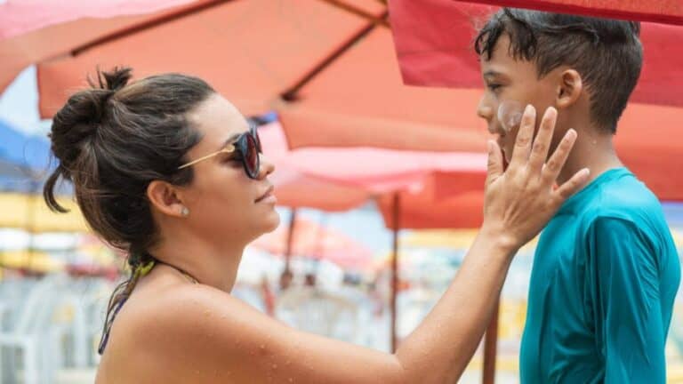 What Parents Need to Know About Sunscreen, Sun Safety, and their Kids