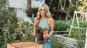 Meet Elisha Bixler, Tampa Bay's Bee Queen of How's Your Day Honey
