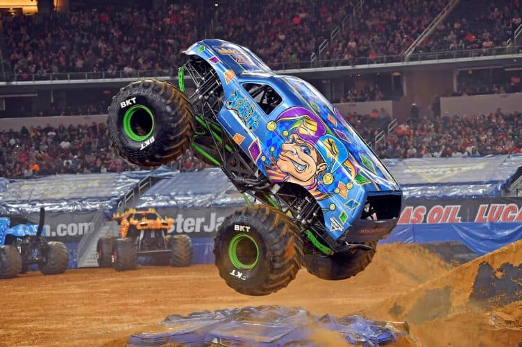 Nick best sale monster truck