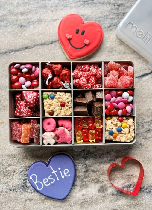 Valentine's snacklebox idea