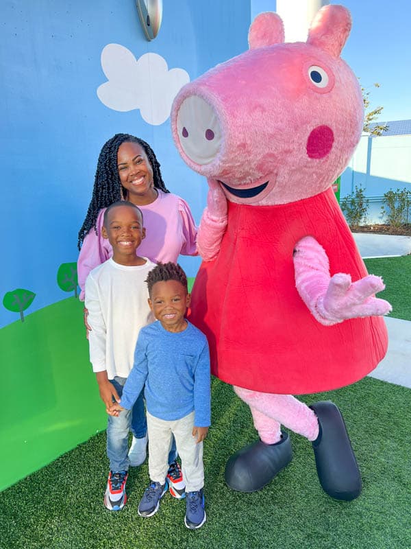 Your Ultimate Guide to the WORLD'S FIRST Peppa Pig Theme Park - Tampa ...