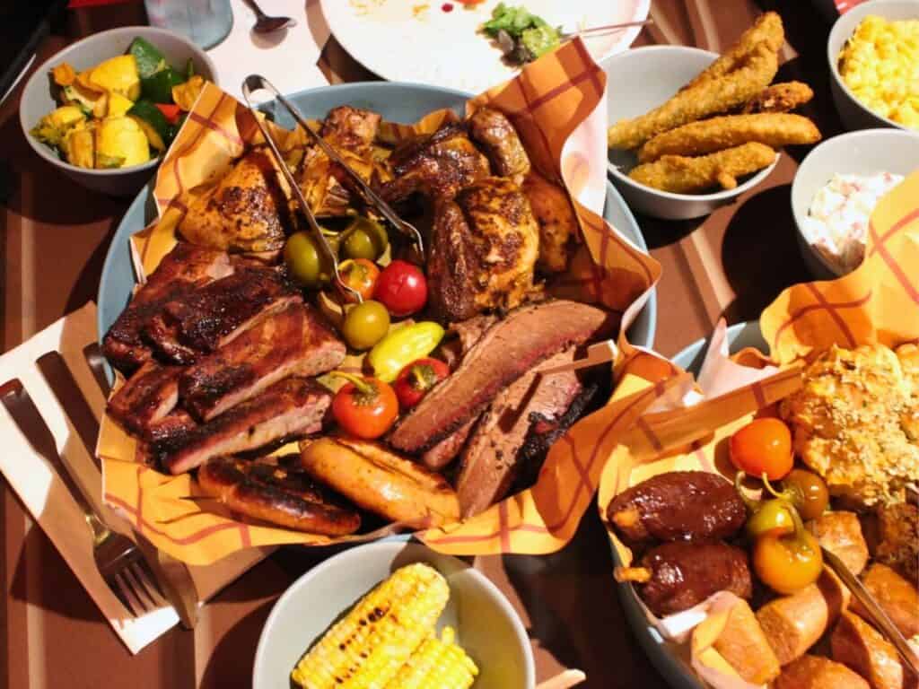 Entree Platters at Roundup Rodeo BBQ -restaurant