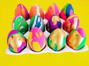 Decorate Easter eggs