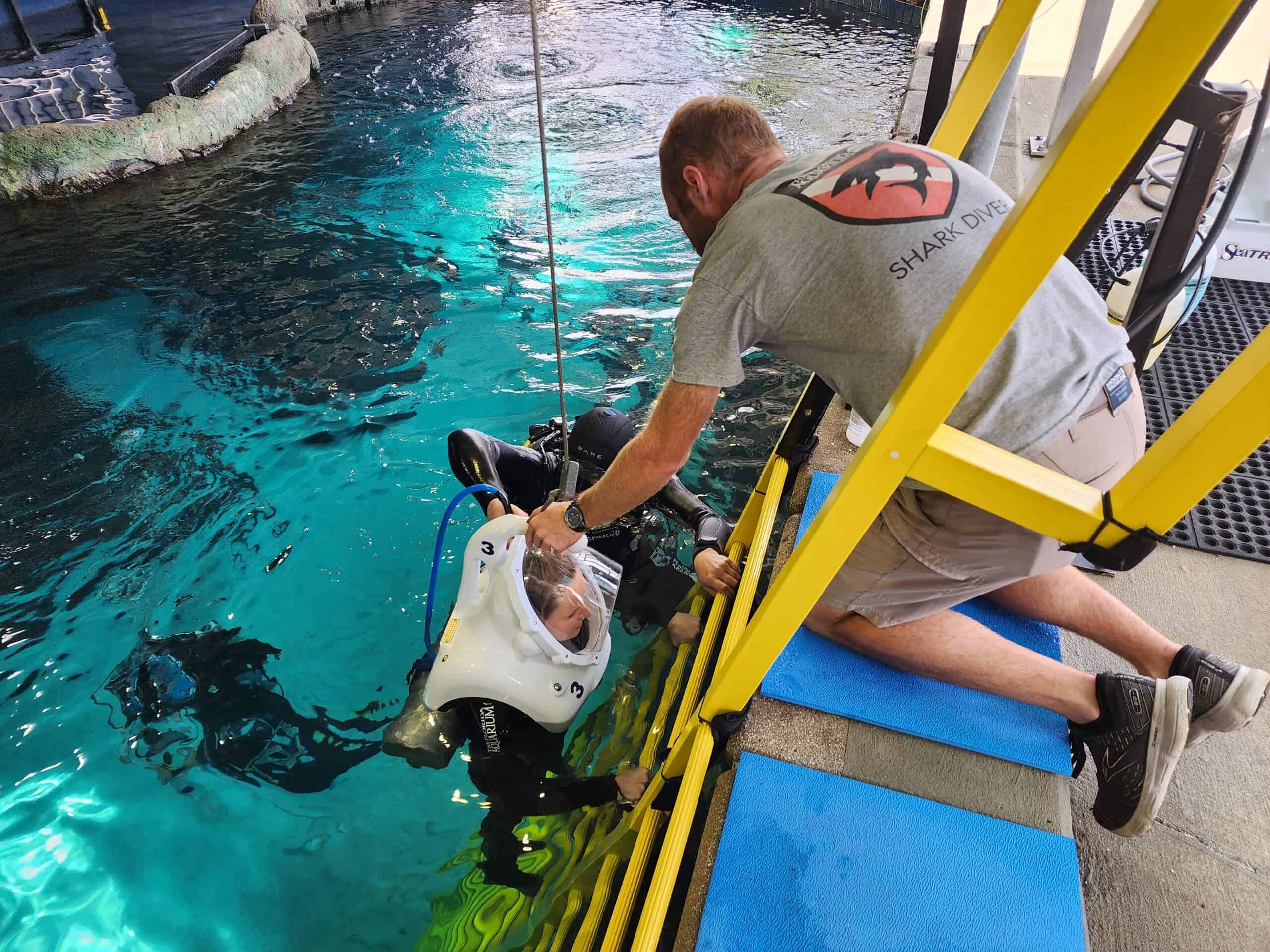 Florida Aquarium launches underwater walking tours - That's So Tampa