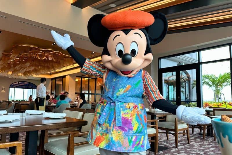 5 Reasons We LOVE the Disney Character Breakfast at Topolino's Terrace