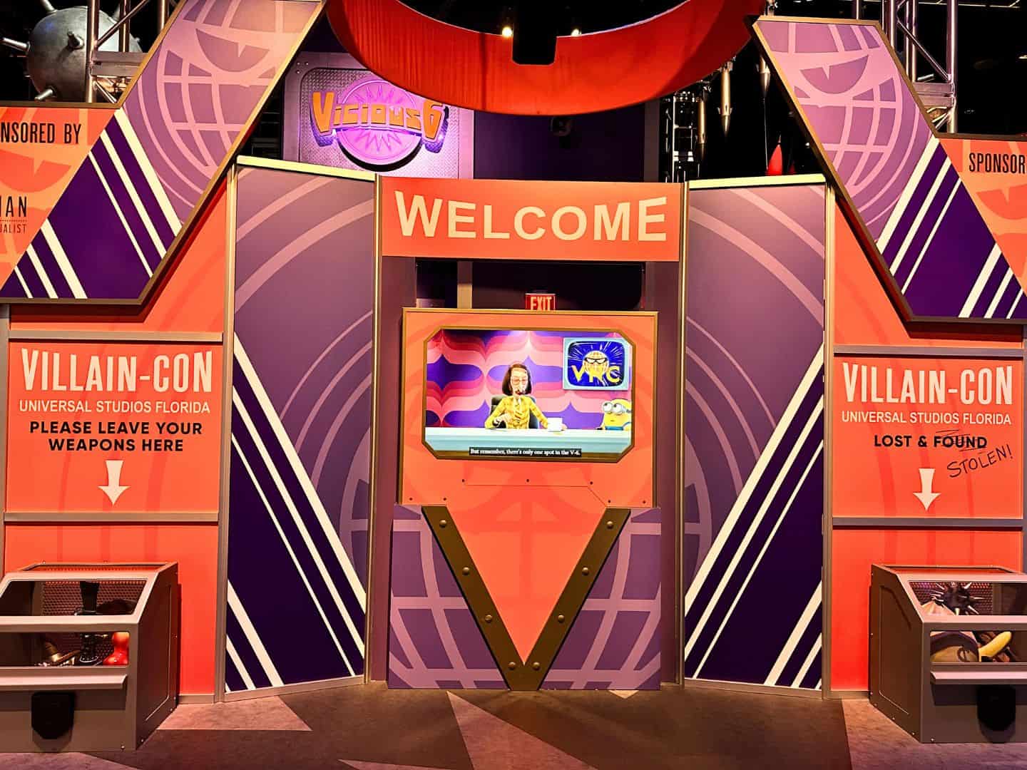 Villain-Con Minion Blast Universal Orlando Preshow Entrance