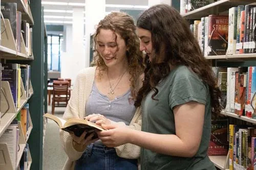 Reengaging Teens with Reading
