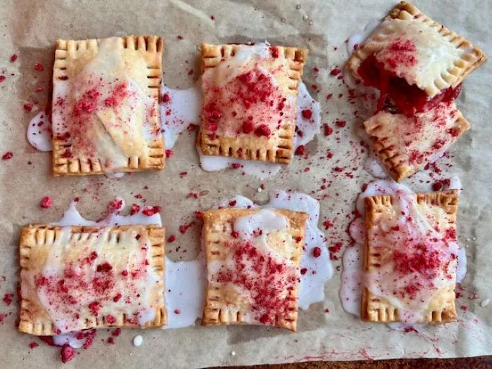 Valentine's Day lunchbox ideas pop tarts