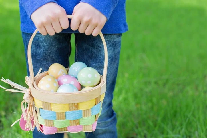 Island Life Florida - Underwater Easter Egg Hunt