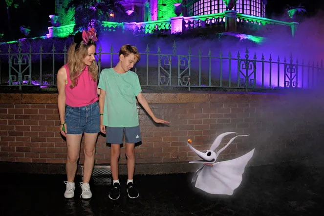 Haunted Mansion Disney Photo Pass at Mickey's Not So Scary Halloween Party 2024.