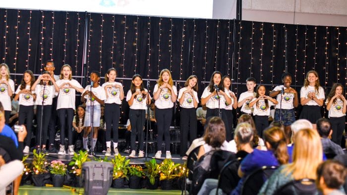 Corbett Prep choir sings about global learning
