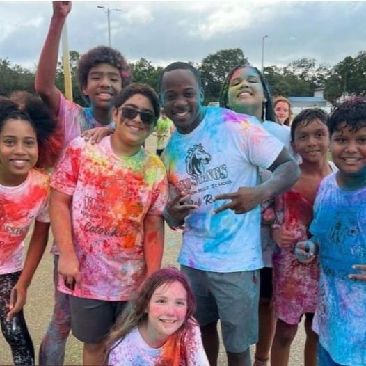 Madison Middle school students color run