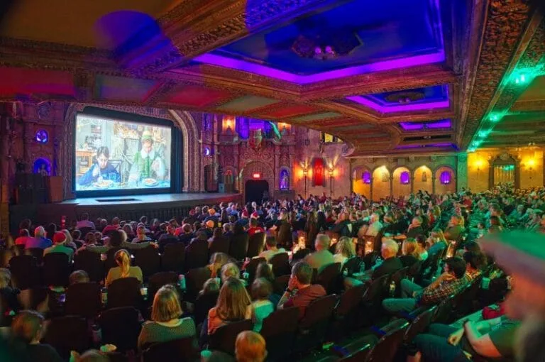 Catch All the Festive Films This Season with Tampa Theatre’s Holiday Classics!