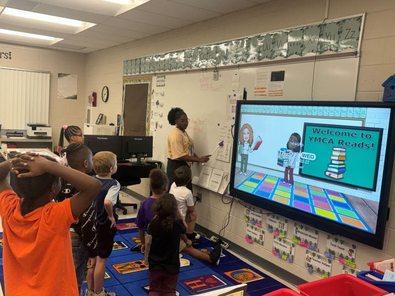 YMCA READS! Classroom with Tamera Howie teaching