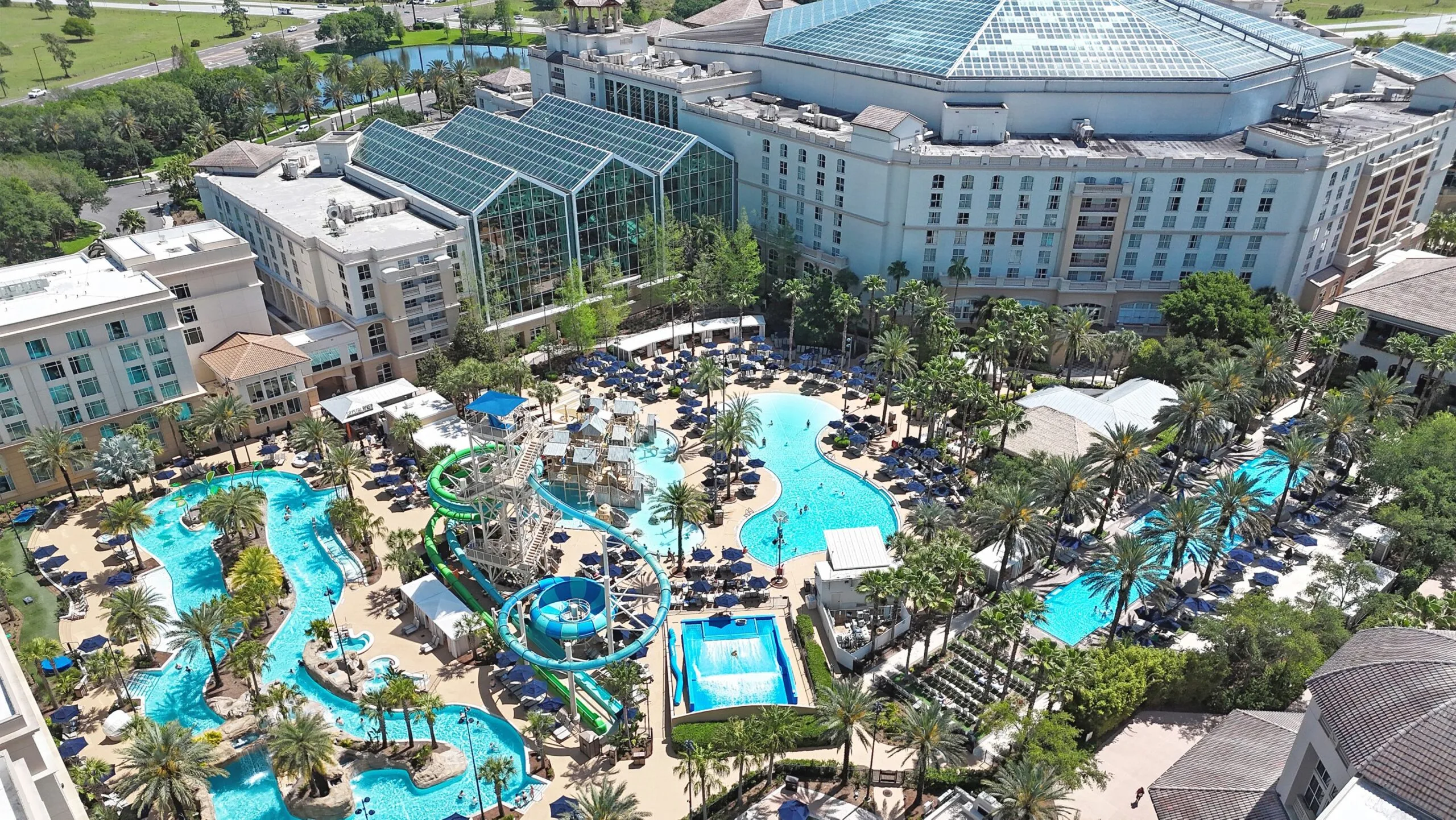 Gaylord Palms Water Park in Orlando. Best hotels in Orlando with pools.