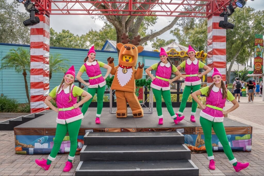 LEGOLAND Holidays LEGO Reindeer Girl and Elves WEB