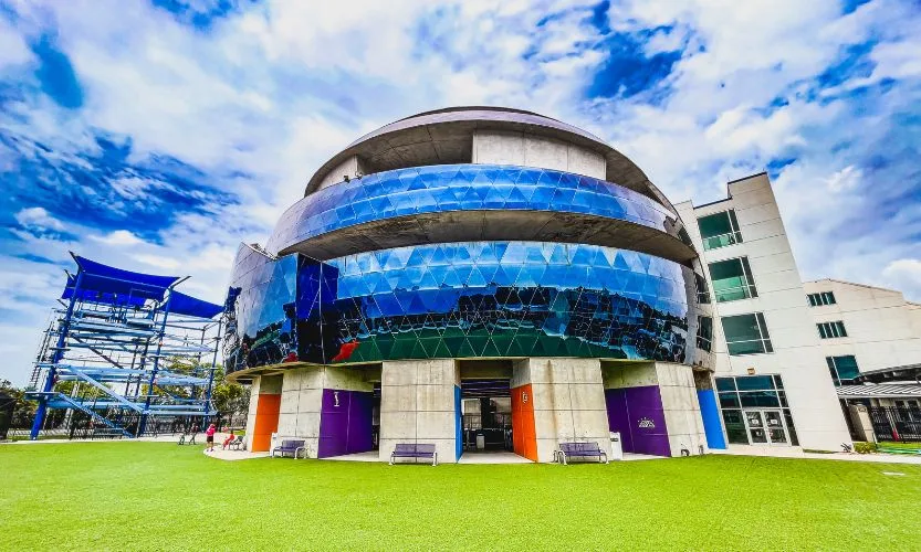 MOSI's Iconic Blue Dome