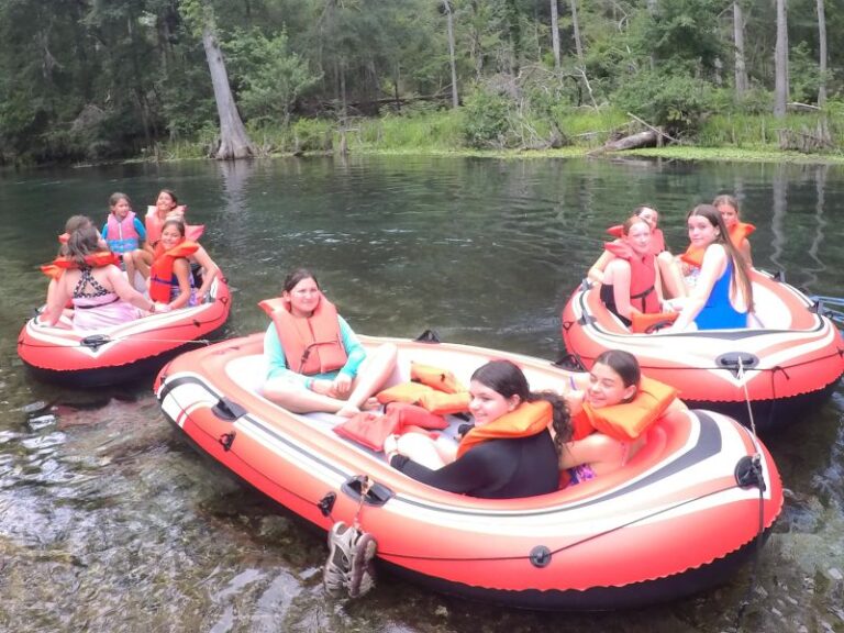 GOPR3873rafts resize 768x576