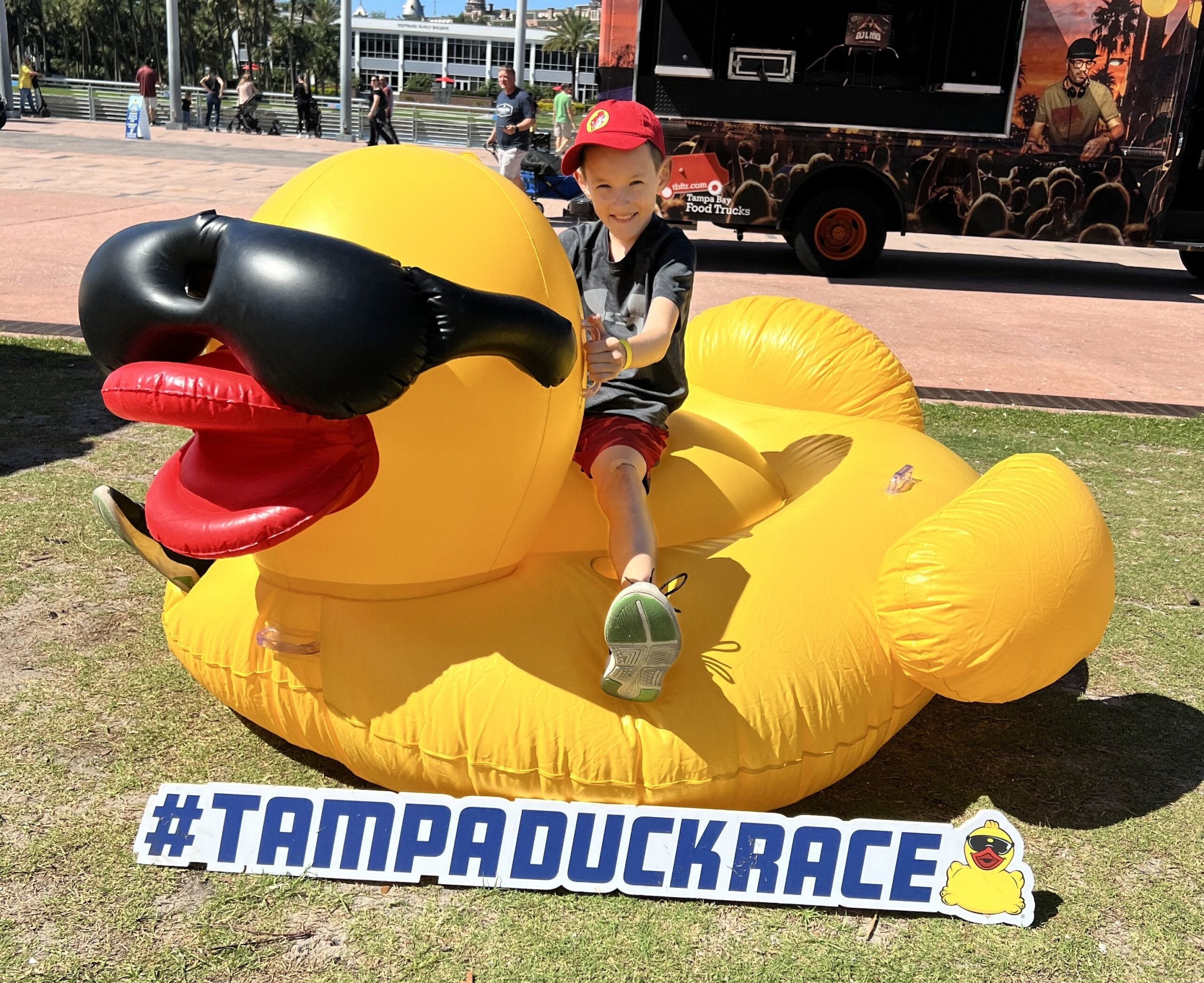 Incredible duck race
