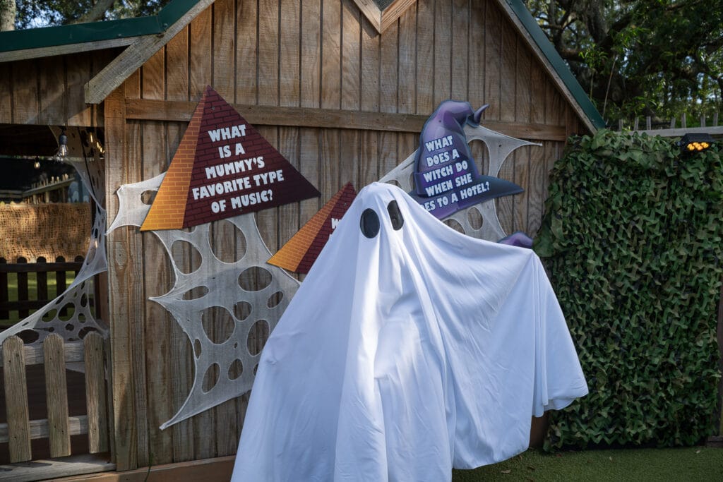 ZooTampa Creatures of the Night Ghostly Groves Skeleton Daytime