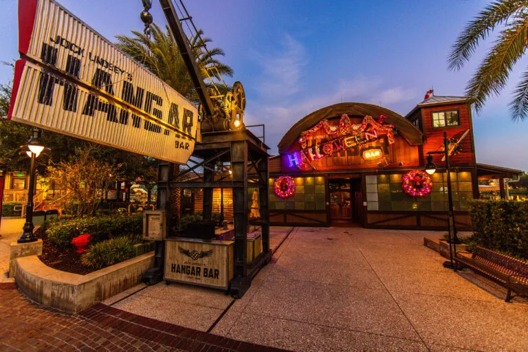 Halloween restaurants in Florida Jock Lindsey's Hangar Bar